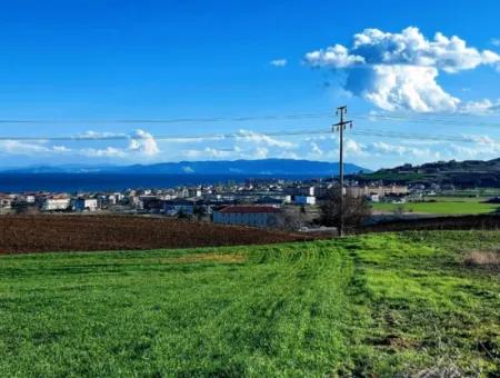 Dieses 11.100 M2 Große Wohngrundstück Befindet Sich In Süleymanpaşa Barbaros, Tekirdag, In Einer Großartigen Lage.